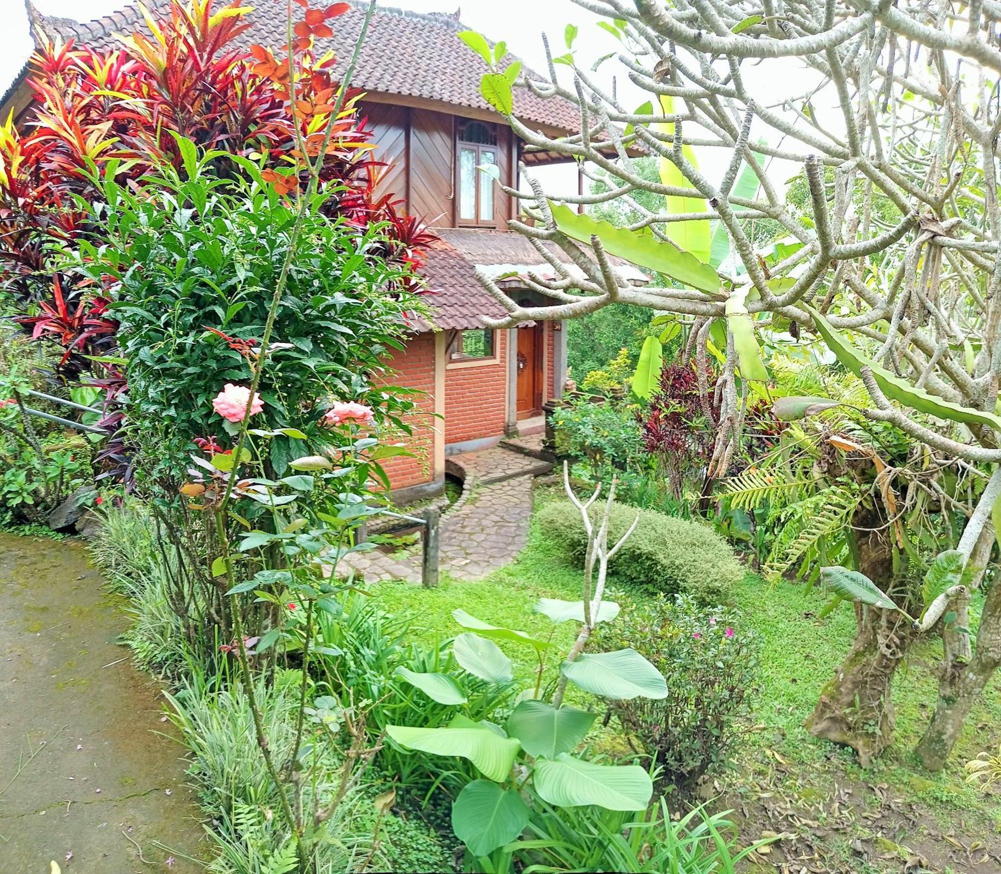 Puri Lumbung Cottages Restaurant & Spa Munduk Exteriör bild